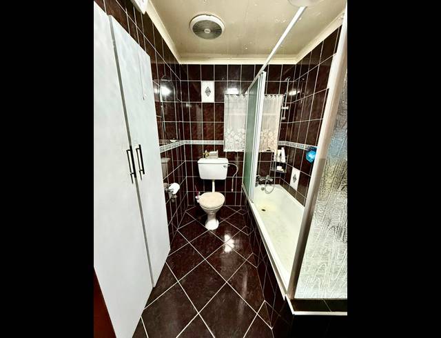 4 BEDROOM FREESTANDING FOR SALE IN COSMOSRAND